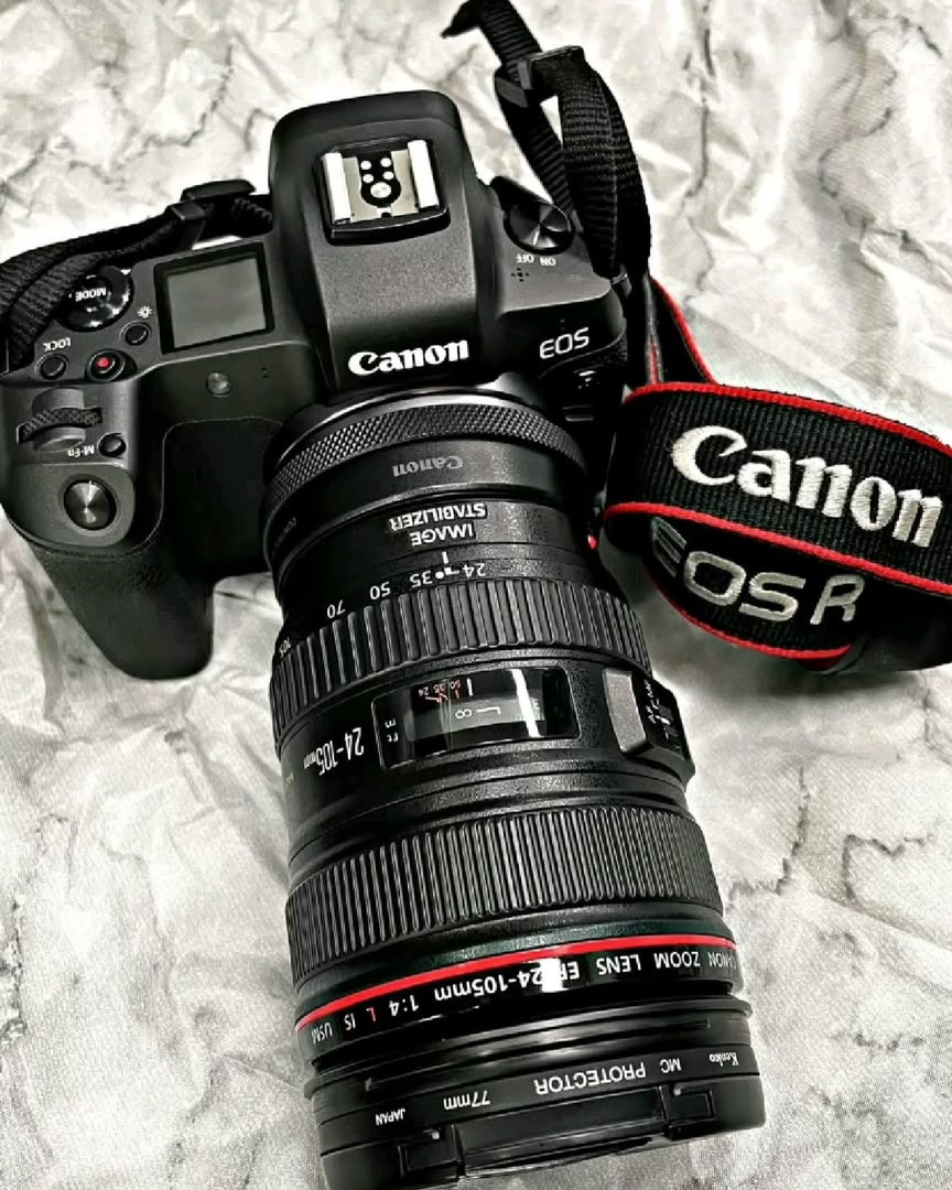 Canon EOS R Camera + 24-105mm f/4L Lens